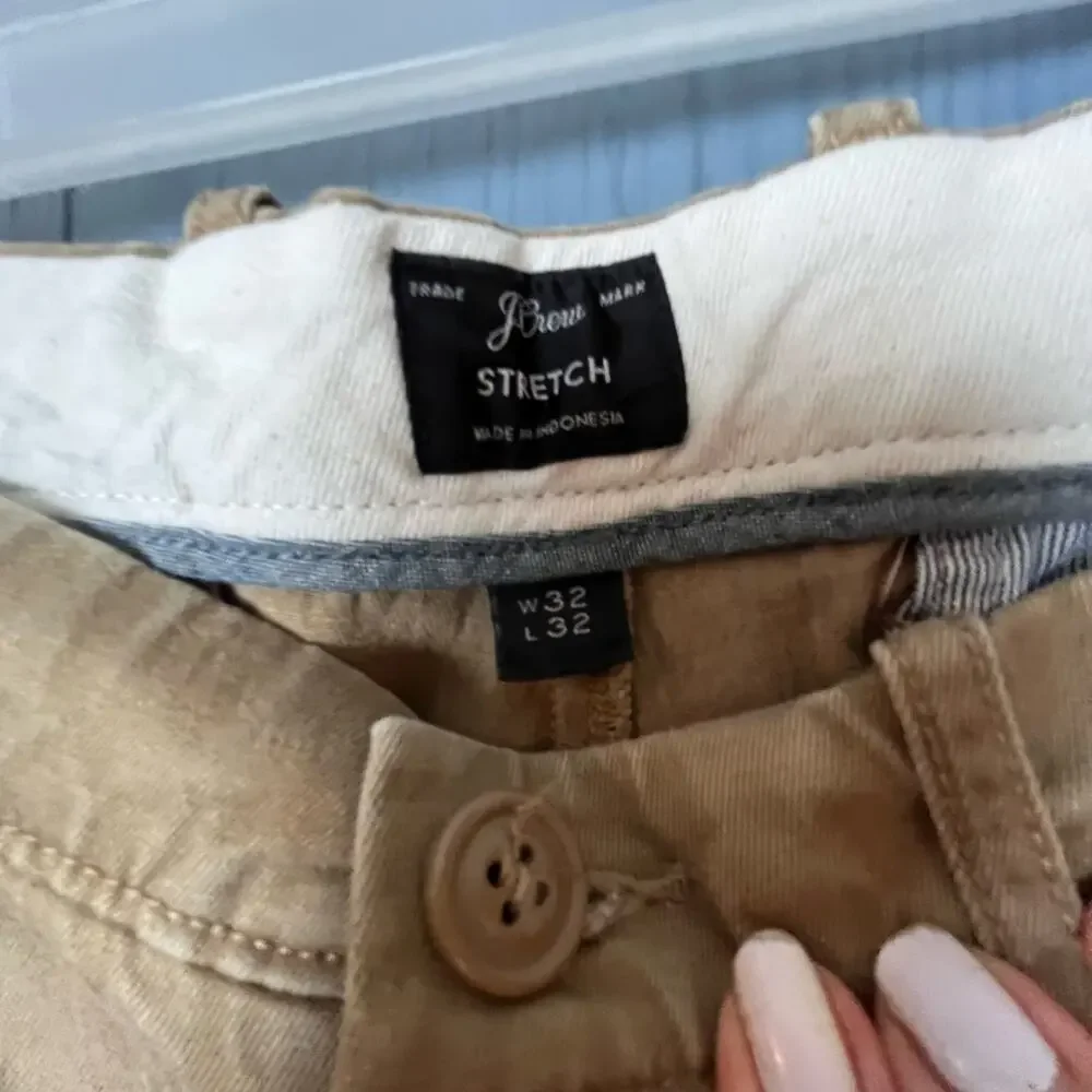 J. Crew Men’s Stretch 484 Slim Chino Khaki Pants 32 x 32* (Measures 32 x 30.5)